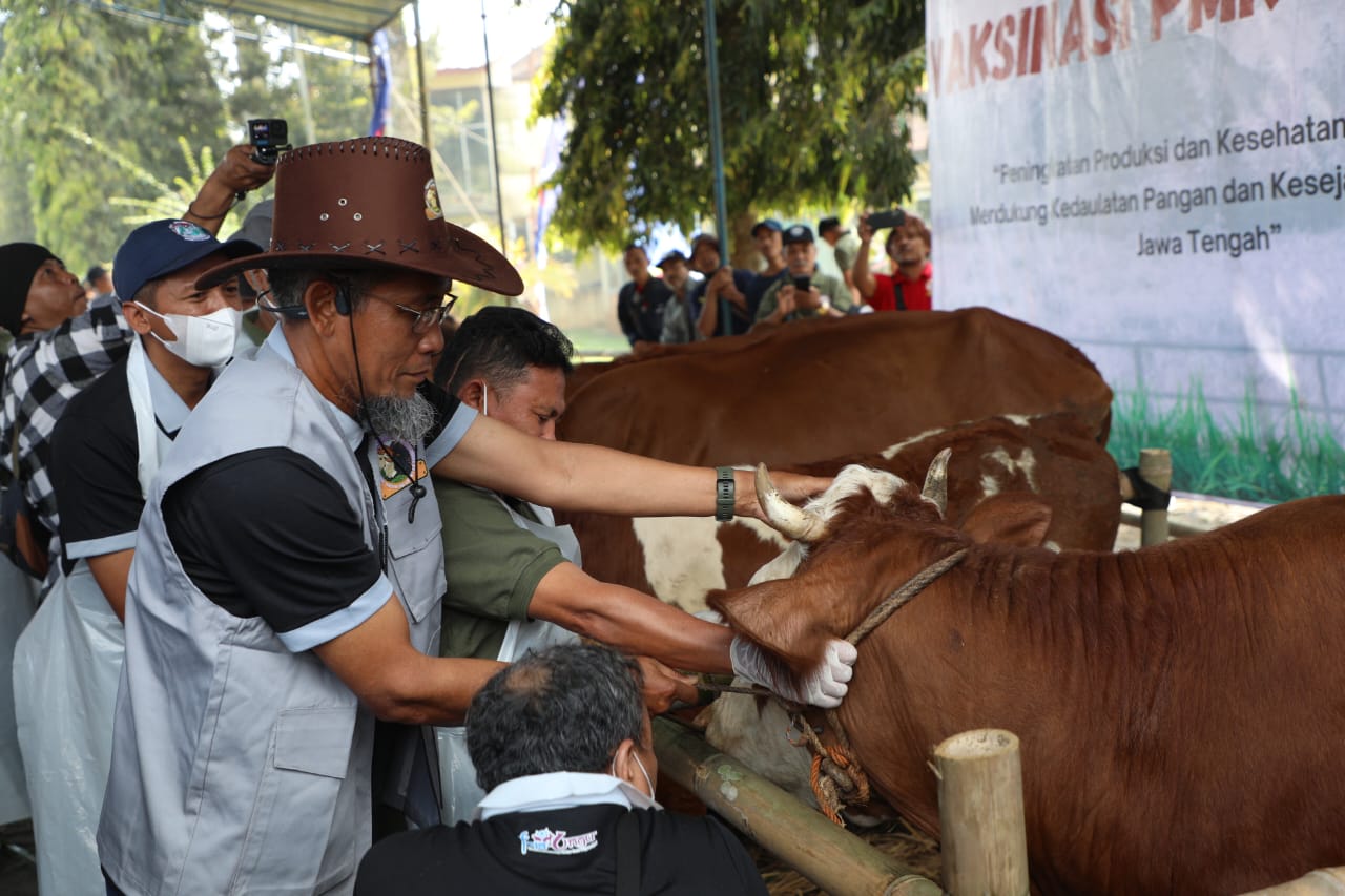 Bulan Bakti Peternakan, Aksi Nyata untuk Memberdayakan Peternak 